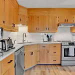 Serene & Fun Family Gem ~ Big Bass Lake Community!