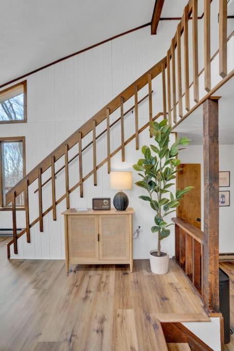 Holiday home Serene & Fun Family Gem ~ Big Bass Community!