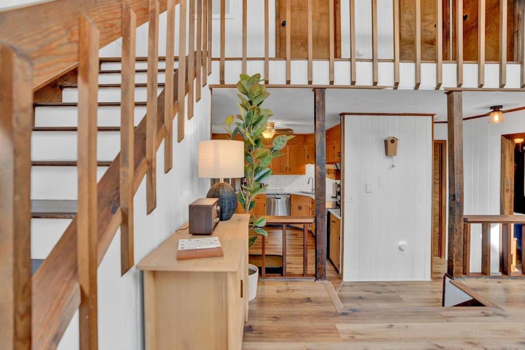 Holiday home Serene & Fun Family Gem ~ Big Bass Community!