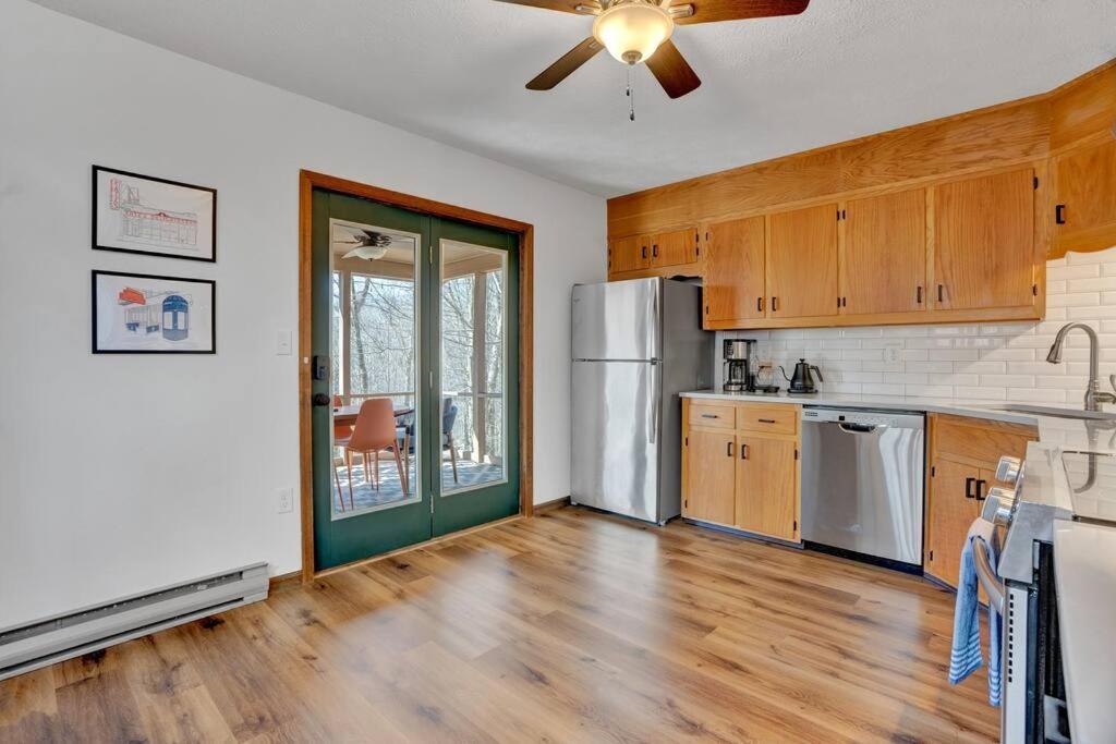 Serene & Fun Family Gem ~ Big Bass Community! Gouldsboro