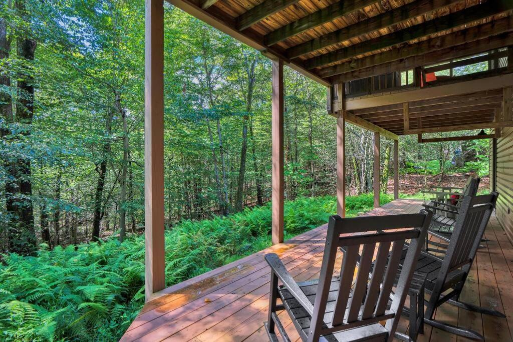 Holiday home Serene & Fun Family Gem ~ Big Bass Community!