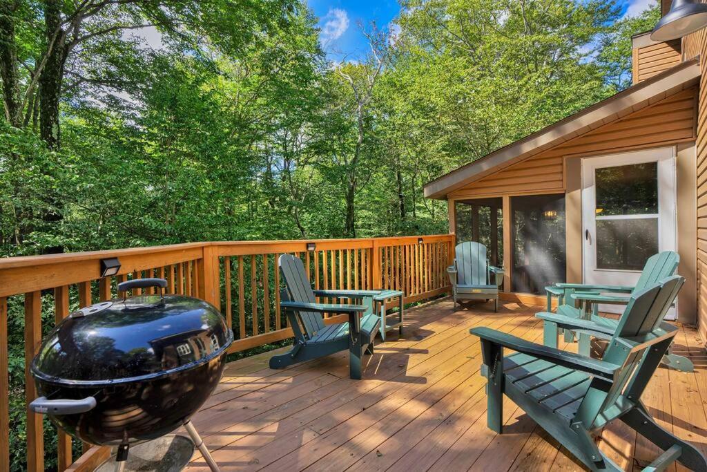 Serene & Fun Family Gem ~ Big Bass Community! Gouldsboro
